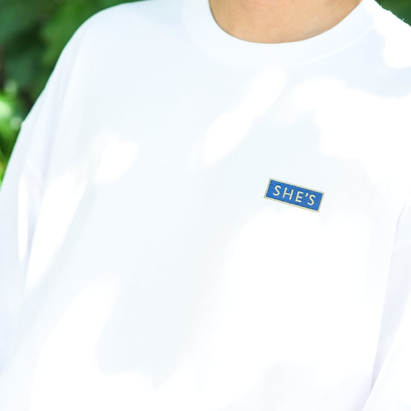 刺繍ロゴビッグシルエットロングスリーブ（ホワイト） | SHE'S ONLINE SHOP