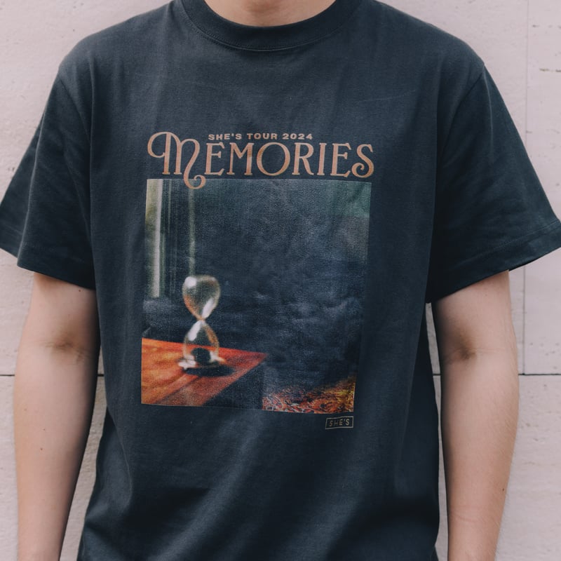 Memories Tシャツ(ブラック) | SHE'S ONLINE SHOP