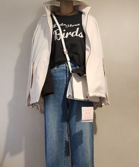 大人リュクスマンパ×ロゴカットソー(Elura(・URBAN RESEARCH DOORS）
