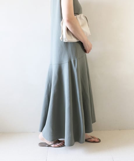 IENAローフレアカットワンピース
