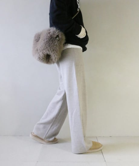 championフーディ×ニットパンツコーデ（Champion・Spick ＆ Span）Set