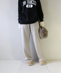 championフーディ×ニットパンツコーデ（Champion・Spick ＆ Span）Set