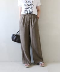 ロゴT×リラックスパンツコーデ（Happiness10・URBAN RESEARCH DOORS）・Set