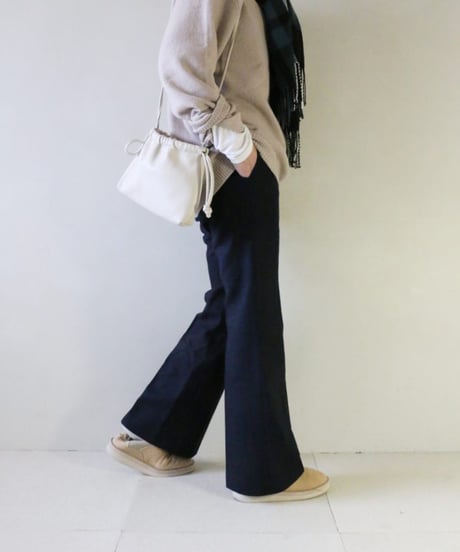 オーバーニット×ハンサムパンツコーデ（URBAN RESEARCH DOORS・AP STUDIO）Set