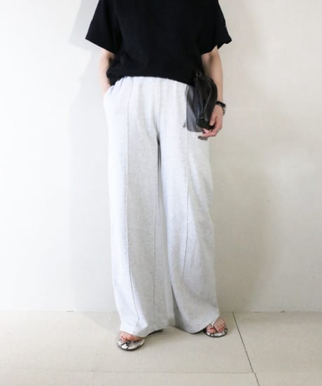 トラックワイドスウェットパンツコーデ（Champion・JOURNAL STANDARD）Set