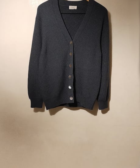 IENAカーディガン×AP STUDIOロングスリーブカットソーコーデ