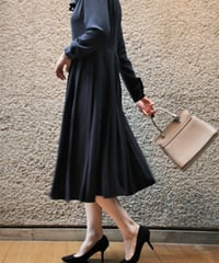 プリーツリボンワンピース Mサイズ（単品）
