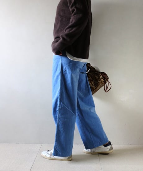 ブラウンニット×ブルーパンツコーデ（JOURNAL STANDARD・BEAUTY&YOUTH）・Set