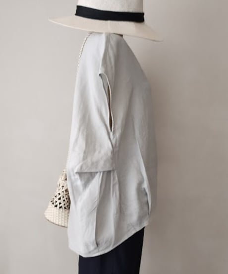 リネンバックタックフレンチブラウス URBAN RESEARCH DOORS(単品）