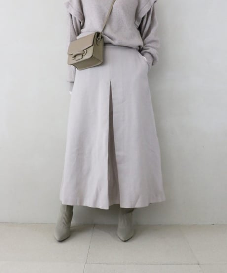 バック プリーツニットワントーンコーデ（CLANE・SLOBE IENA）・Set