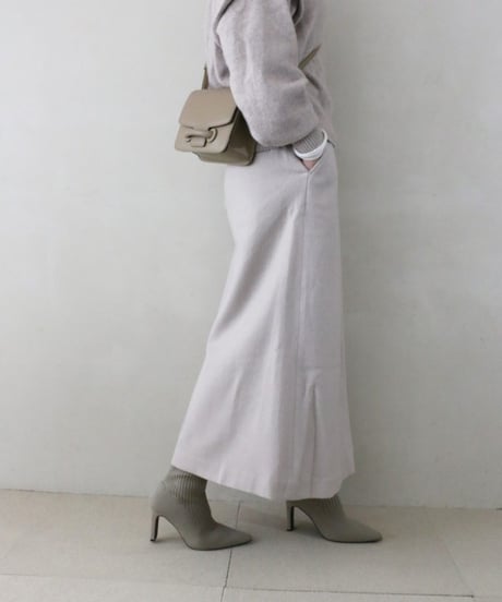 バック プリーツニットワントーンコーデ（CLANE・SLOBE IENA）・Set