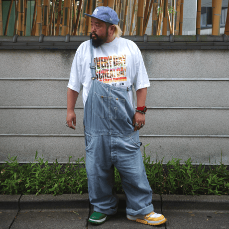EVERYDAY IS CHEATDAY Tシャツ