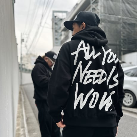 Logo×ALL YOU NEED IS WOW. Pullover Hoodie（Black×White）