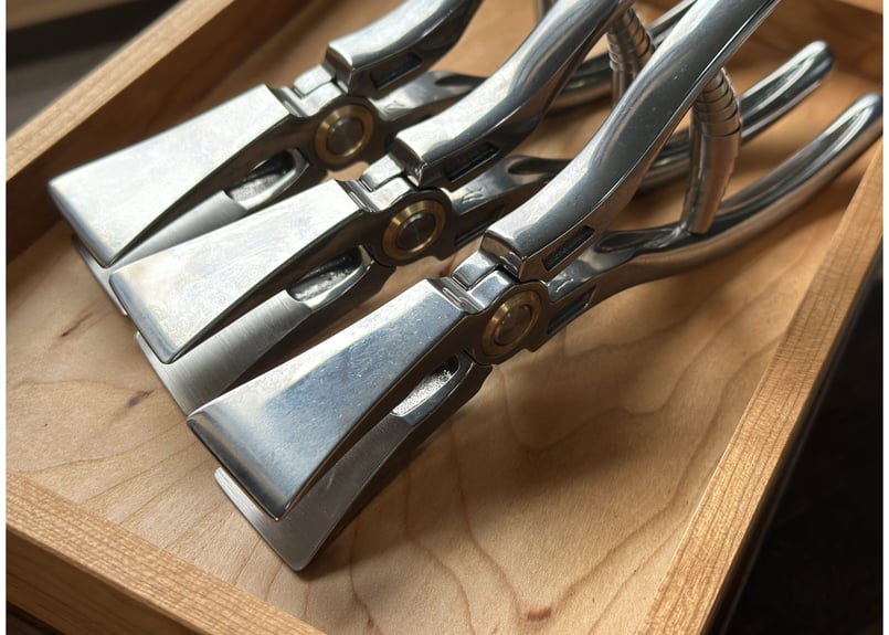 LeatherSanctuary レザークランプ ミラーポリッシュ | at Leather