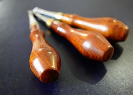 ✩在庫限りセール中✩グルーブクリーサー at LeatherWorksツール ※プレスクリーサーと同時購入でさらにお値引！