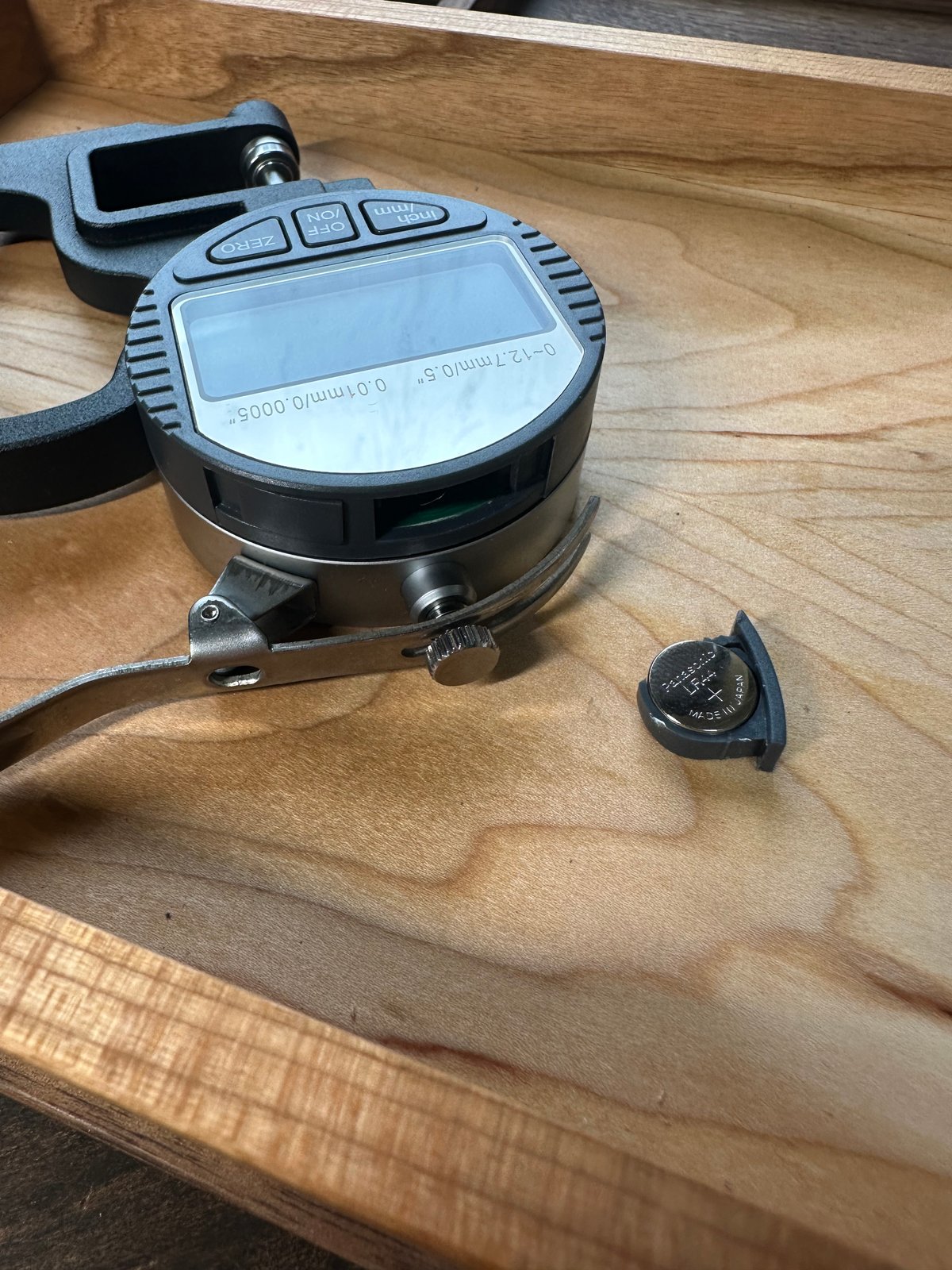 デジタルレザーゲージ | at Leather Works レザークラフトツール