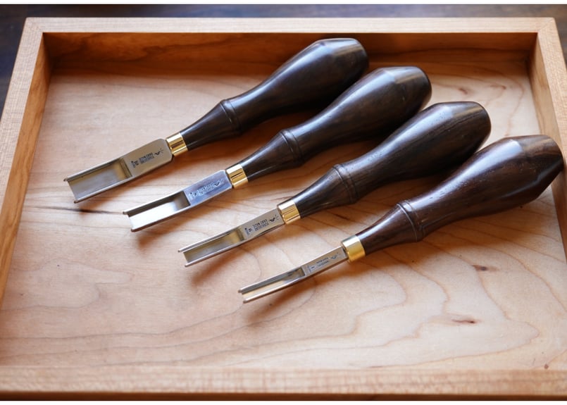 ロキエ フレンチ モード vintageコサージュ付 3D プリーツケープ ビット付ケープコート Emsexcite ロングコート[品番