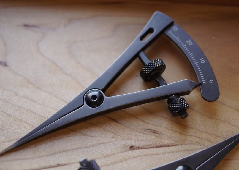 LeatherSanctuary ゲージディバイダー | at Leather Works レ