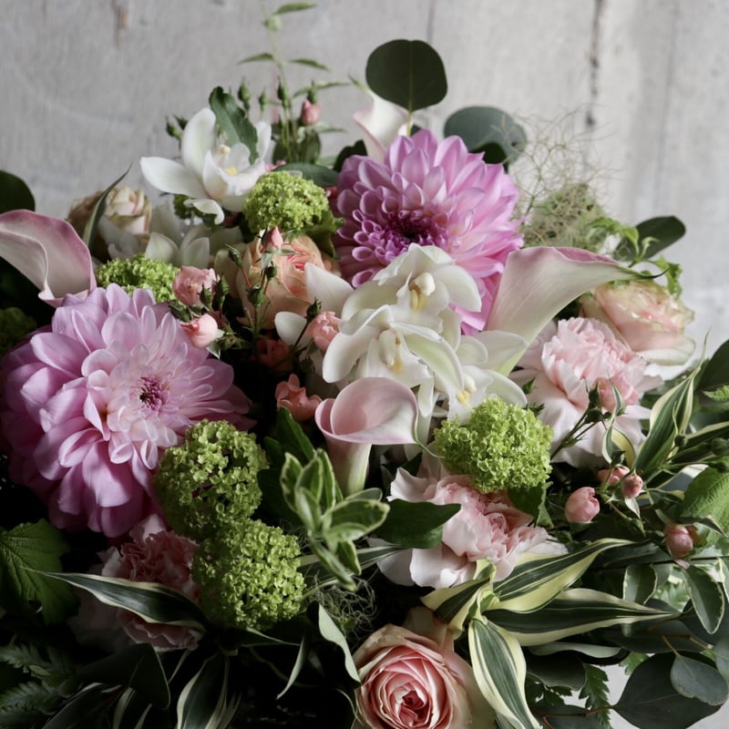 季節のアレンジメントLL | 花のあるくらし研究所