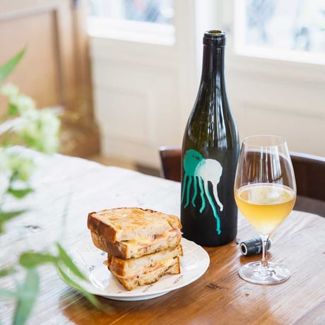 KELLY「たのしい酒場」特集（2025年1月号）