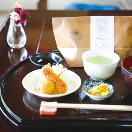KELLY「みんなの推しカフェ」特集（2023年7月号）
