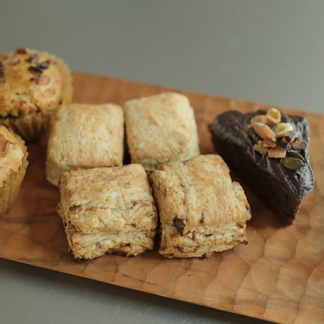【粉灯（ことう）】焼き菓子おまかせセット（マフィン・スコーンなど）