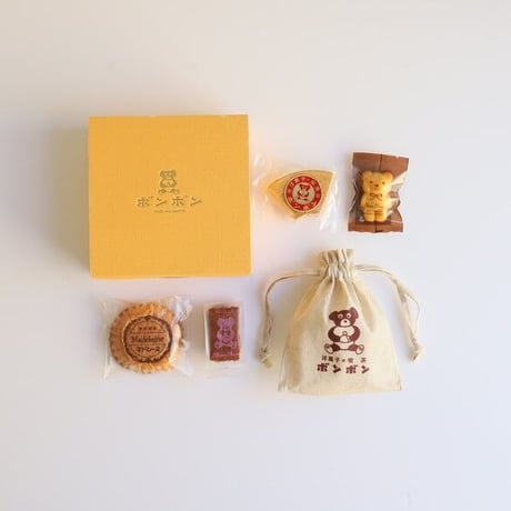 【洋菓子・喫茶ボンボン】くまちゃん巾着&焼き菓子15個詰め合わせセット