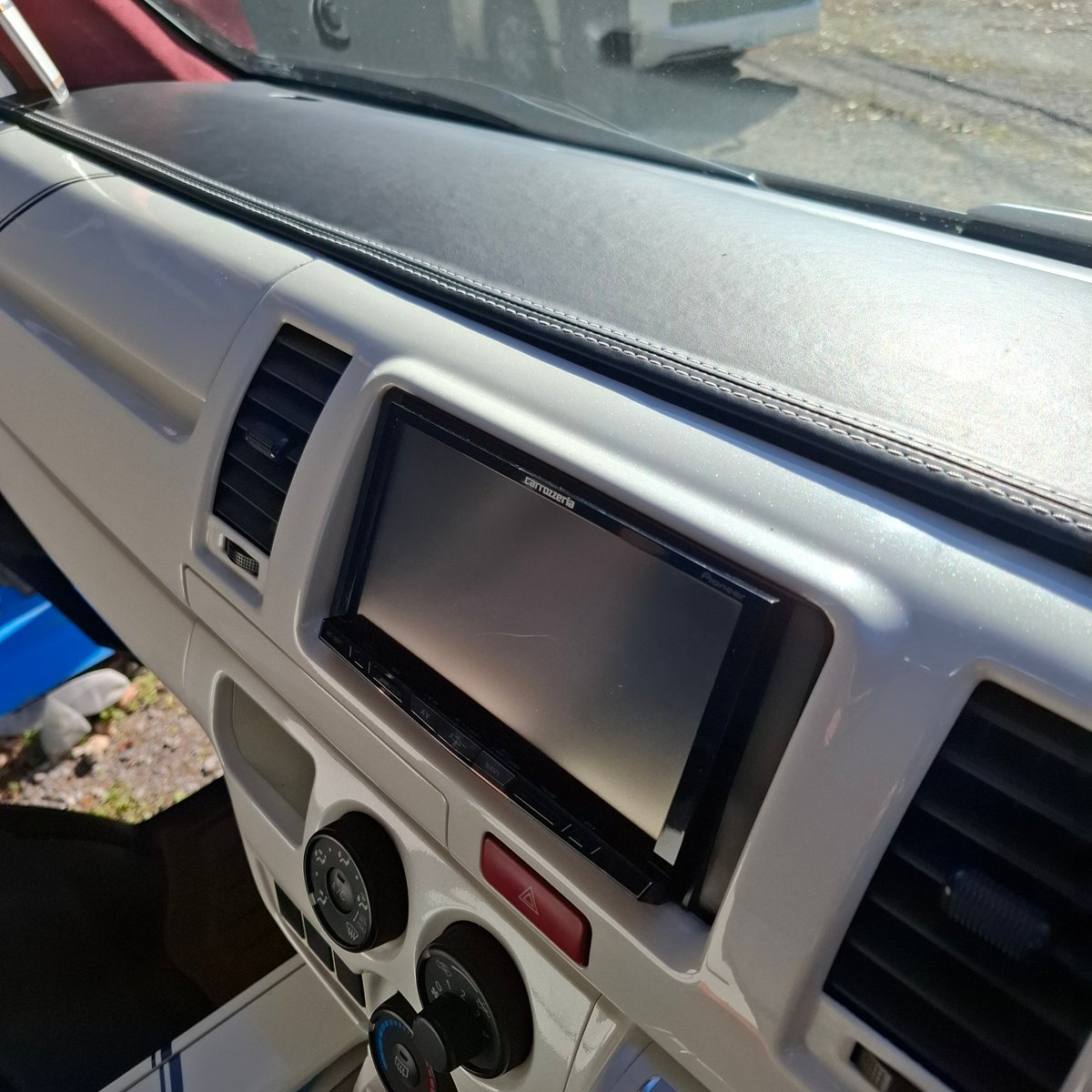 【ゴリパネ】ワイド用 PVC貼りパネルハイエース200系ダッシュパネル fit=scale-down,w=1200