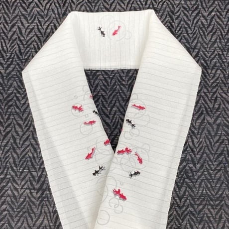 洗える オリジナル刺繍半衿・絽『金魚』
