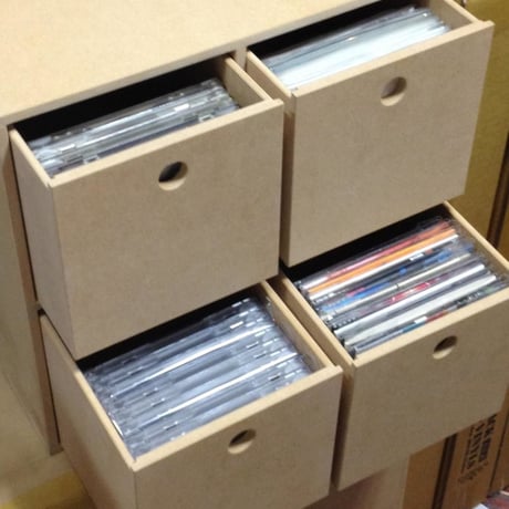 4マス引出式CDラック