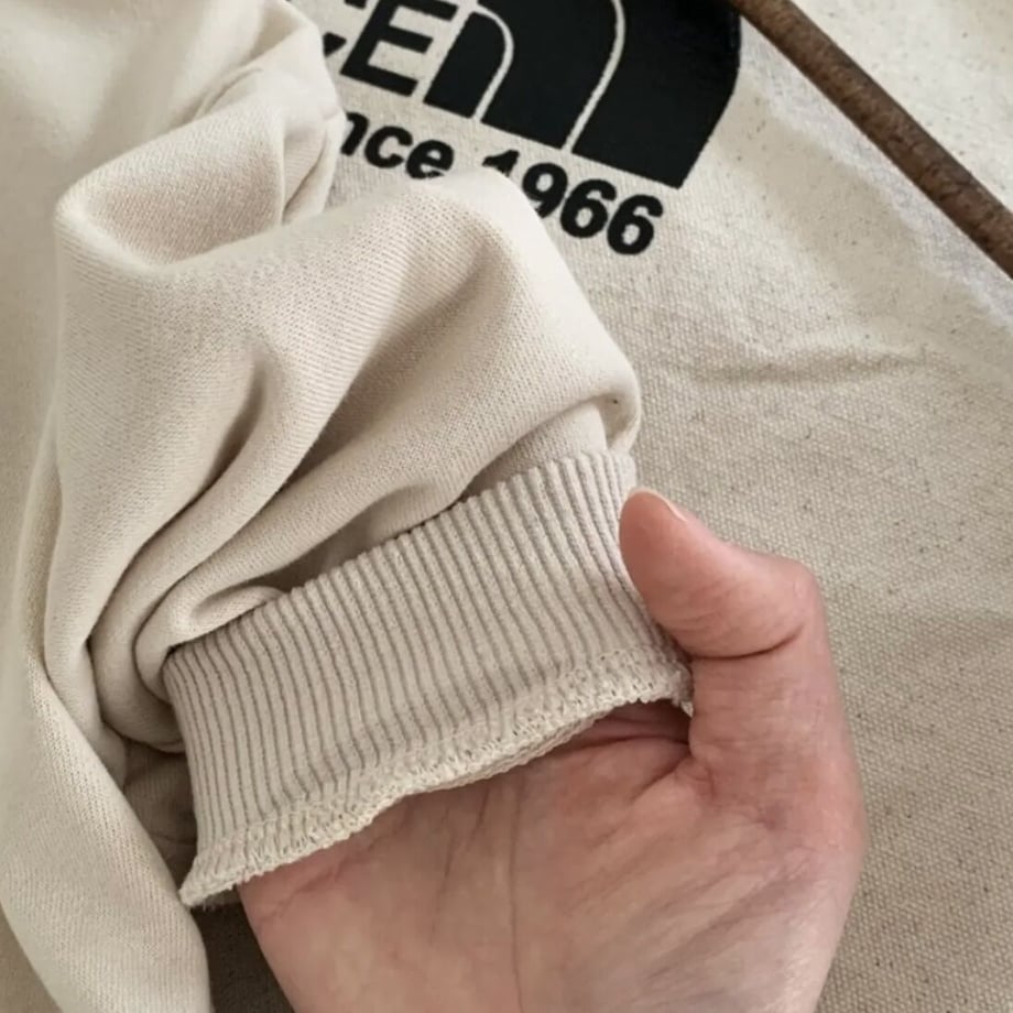 63dcbce497c2451de686de51