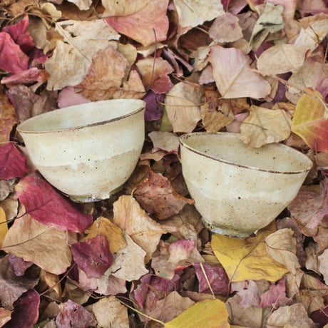 新美吉昭 志野 盃 ぐい呑み 共箱 酒器 新美吉昭 | STORES