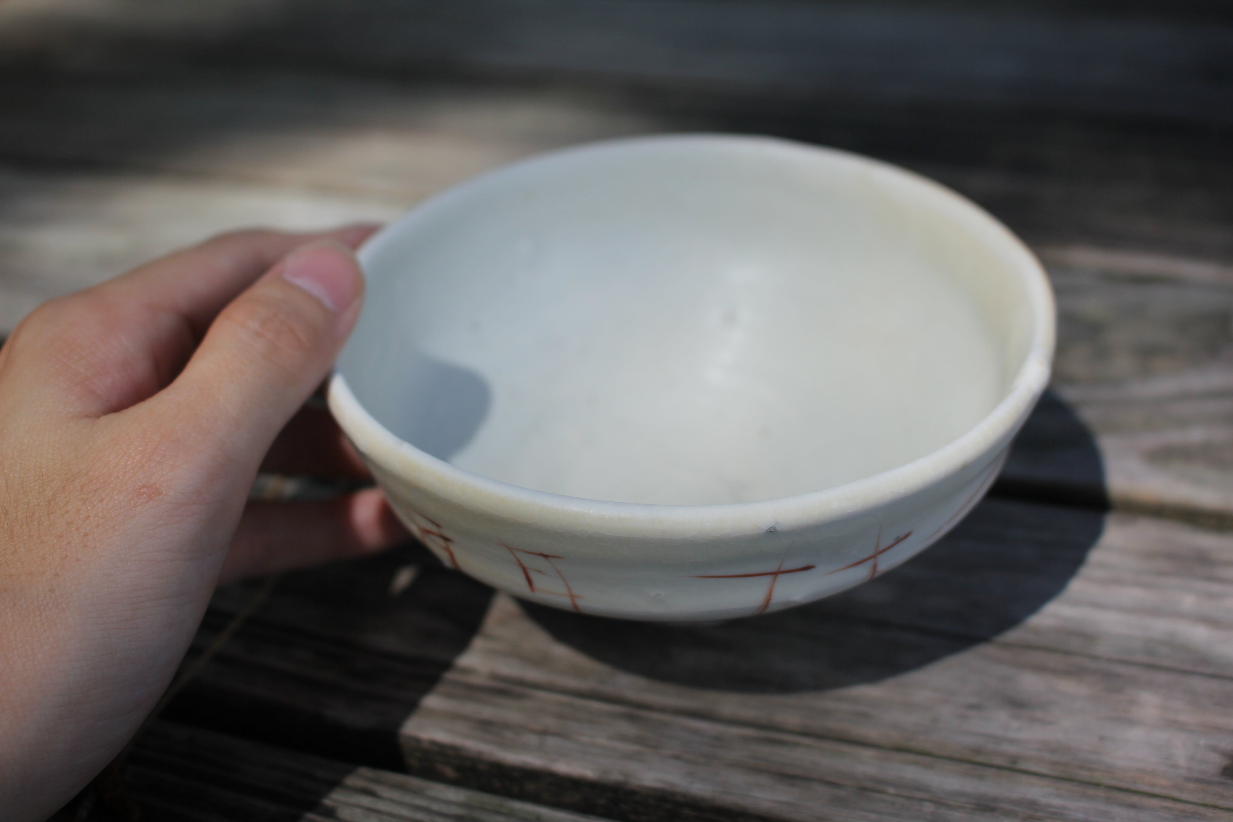 光藤佐 白磁赤絵茶碗 2 | online shop ゆすらや