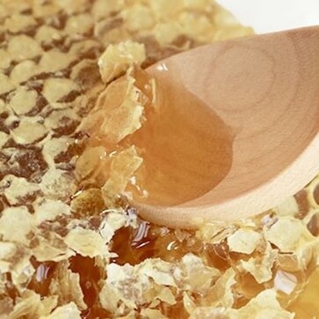 【たっぷりサイズで全身の保湿にお勧め】 みつばち石鹸 花 100g