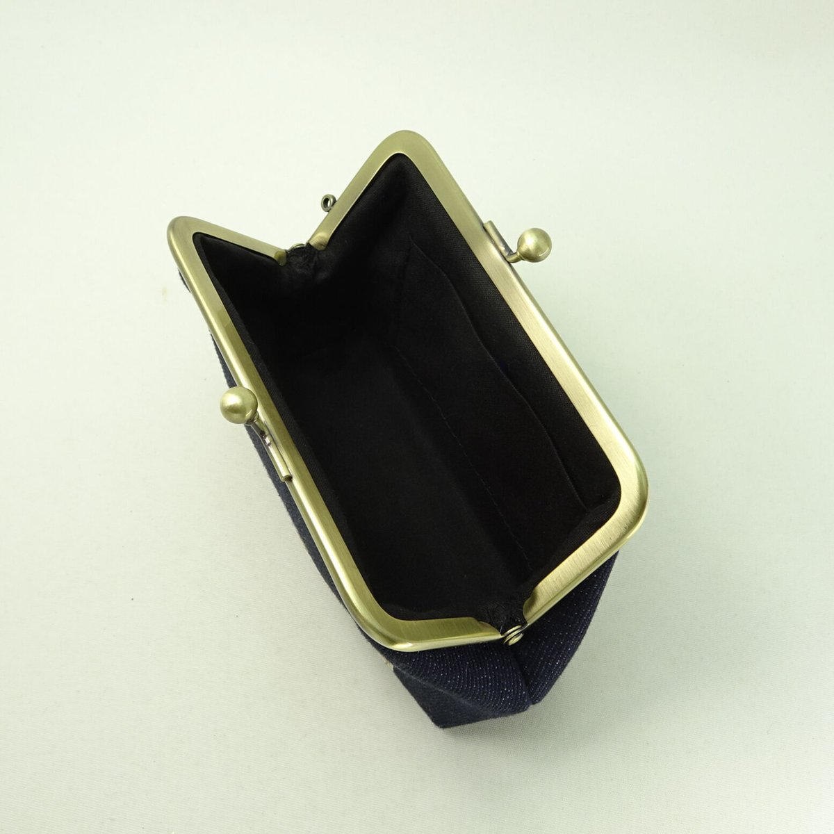 デニムニュームポーチ№22 ⋆DENIM✯Remake⋆ MiNI pouch 一点物ばかりのデニムリメイクポーチ