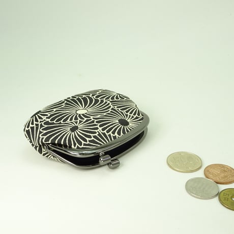 3.0寸タワラ玉横捻り小銭入れ　菊づくし（ふくれ織）黒色　※口金：B色 タワラ玉