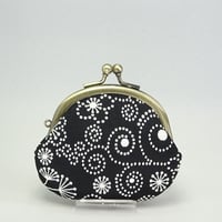 2.6寸丸小銭入れ　てんてん（ふくれ織）黒色　※口金：AG色 丸玉