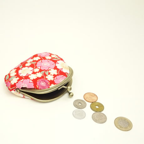 3.3寸丸小銭入れ　桜（ちりめん）赤色　※口金：AG色 丸玉