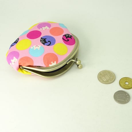 3.3寸丸小銭入れ　ぶた　と　くろねこ　ピンク色