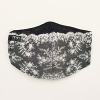 9-01_face mask_race_BL