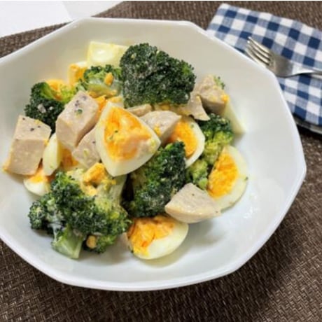 国産ムネサラダチキン（ブラックペッパー）1枚入　90g