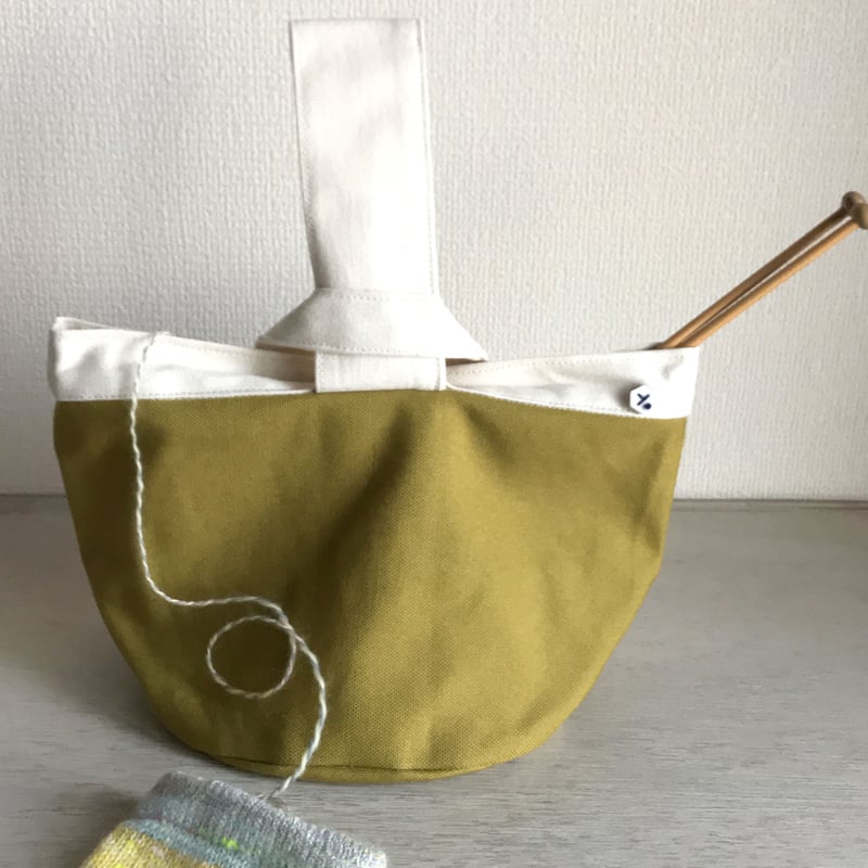 ゆか ページ　☆非売品☆ ノベルティバケツ形バッグ 本革風バケツ型トートバッグ｜展開／アイボリー／ブラック – DARK ANGEL