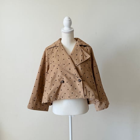 【コーデの重心が上がるショート丈】刺繍ショートトレンチ