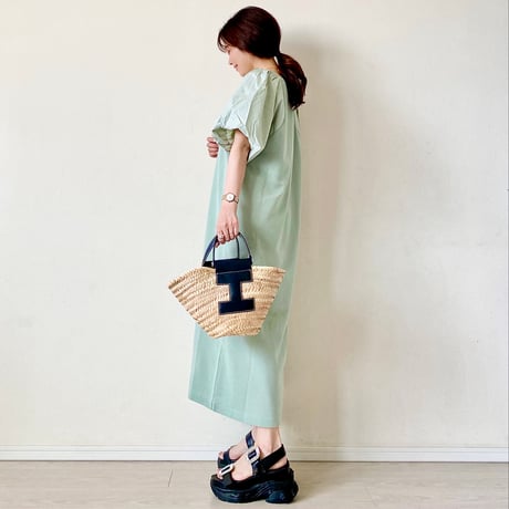 バルーンスリーブワンピース〈MINT〉