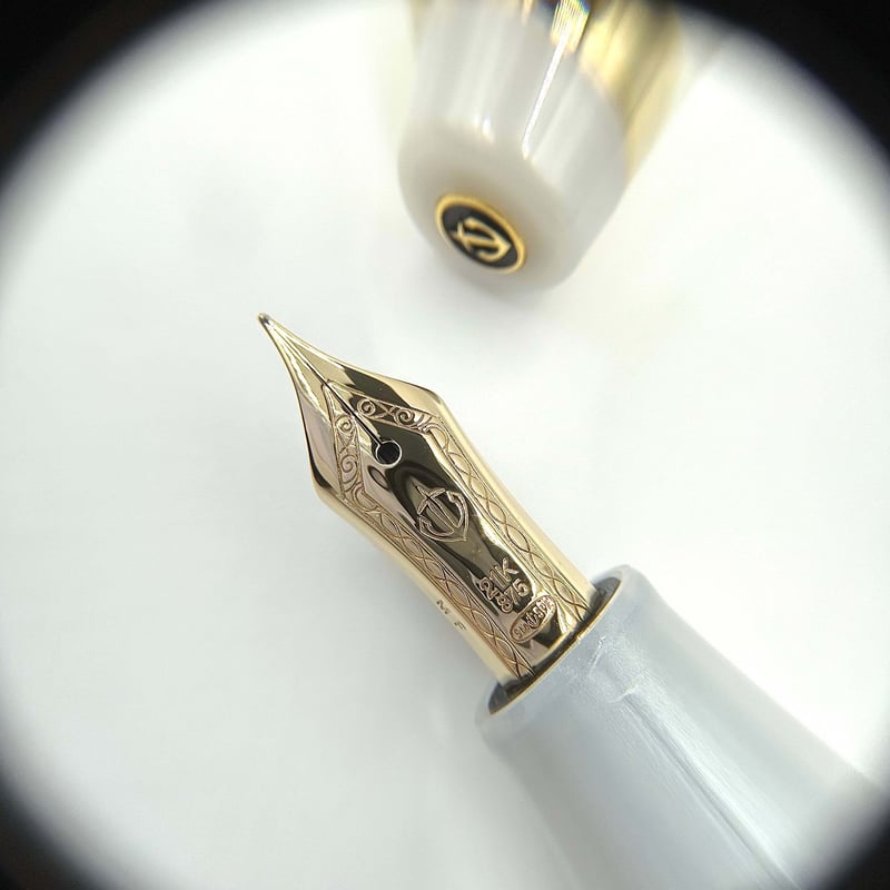 訳あり特価】セーラー万年筆 ヴェイリオ バイオレット 14金ニブ