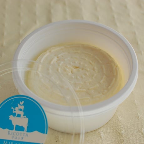リコッタ　大サイズ  (Ricotta   Large size)＊