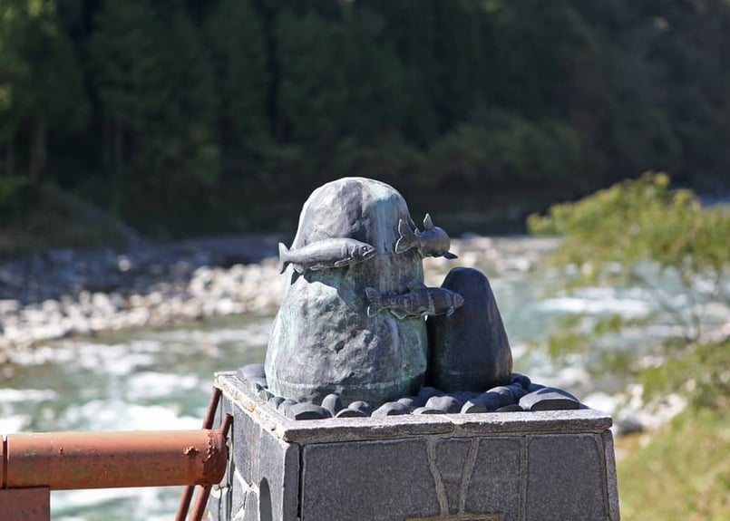 グランプリ受賞 馬瀬川上流鮎【冷凍】大小（約600g）丸八旅館 期間限定