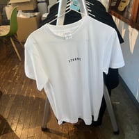 Tシャツ白I (前面STERNE 背面ロゴ小)