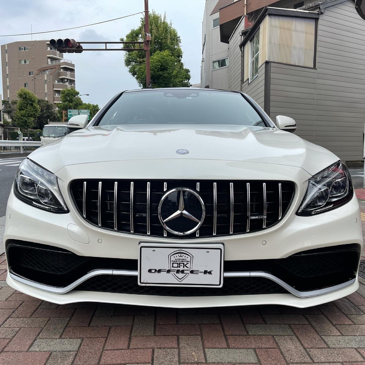 メルセデス・ベンツ W205 AMG C63純正 グリル メルセデスベンツ Cクラス W205 C63 S AMG専用 フロントグリル
