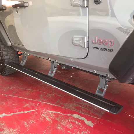 ジープ ラングラー JL系 電動サイドステップ 右ハンドル 4ドア車専用
